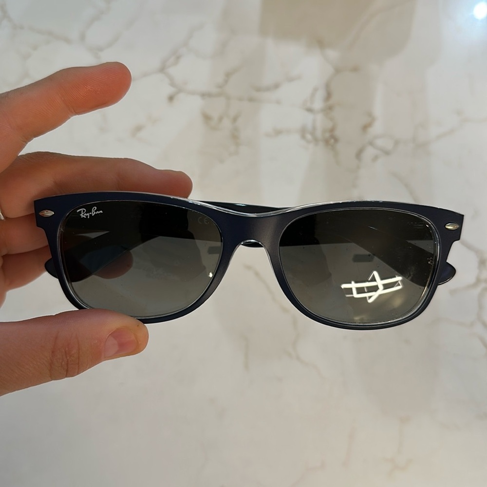 Blue raybans